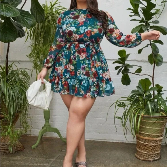 Boho Plus Size Floral Print Long Sleeves Belted Dress - Picture 5 of 7